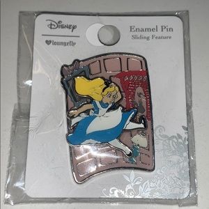 Alice in Wonderland slider pin from Loungefly. NWT